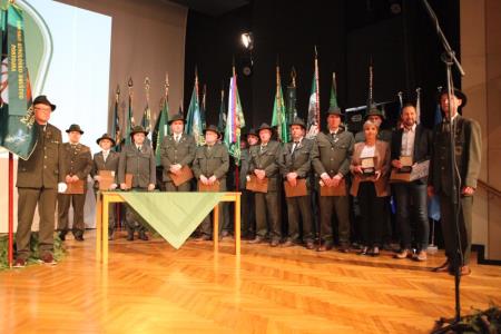 16_prejemniki značk in plaket